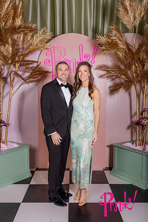 Pink Gala Daisy Moffatt Photography_0072