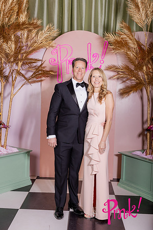 Pink Gala Daisy Moffatt Photography_0088