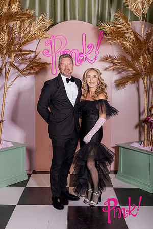 Pink Gala Daisy Moffatt Photography_0092