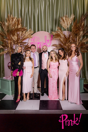 Pink Gala Daisy Moffatt Photography_0101