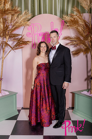Pink Gala Daisy Moffatt Photography_0109