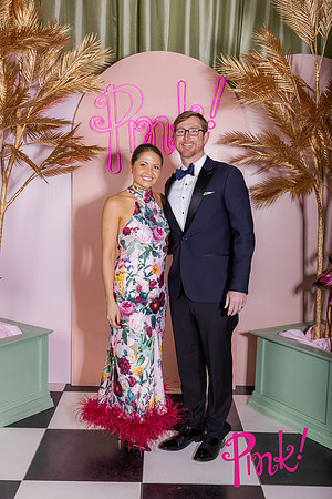 Pink Gala Daisy Moffatt Photography_0110