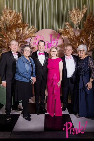 Pink Gala Daisy Moffatt Photography_0161
