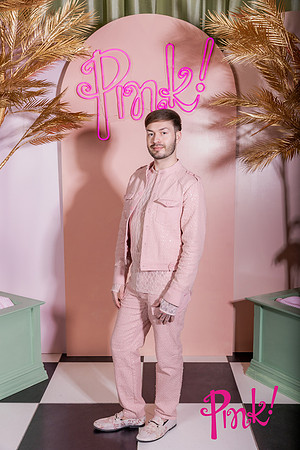 Pink Gala Daisy Moffatt Photography_0189