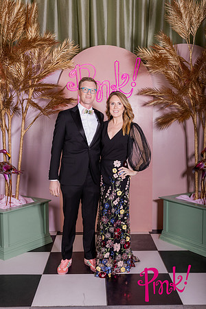 Pink Gala Daisy Moffatt Photography_0036