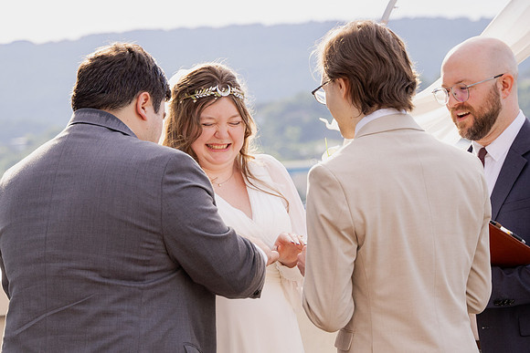050826c_301